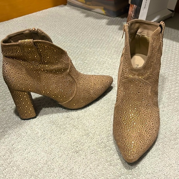 Sparkle Western Heeled Booties size 9 - Picture 1 of 3